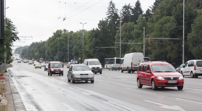 Временно променят движението в София