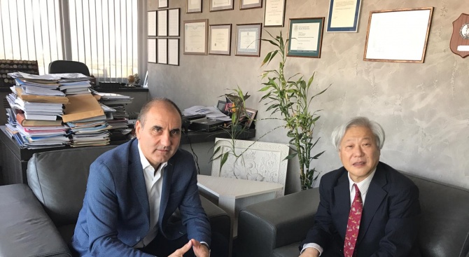 Цветан Цветанов проведе работна среща с посланика на Япония в България (снимка)