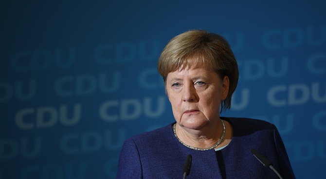 Меркел отбеляза стогодишнината от даването на избирателни права на жените с призив за равенство между половете в политиката