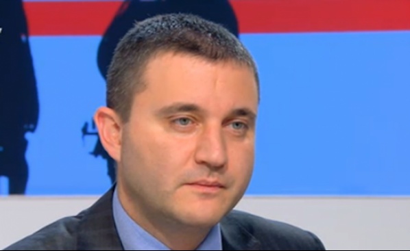 Горанов: Атаката срещу правителството заради цената на петрола е неразбираема