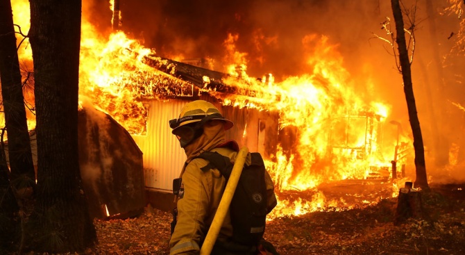 Загиналите при пожарите в Калифорния достигнаха 48