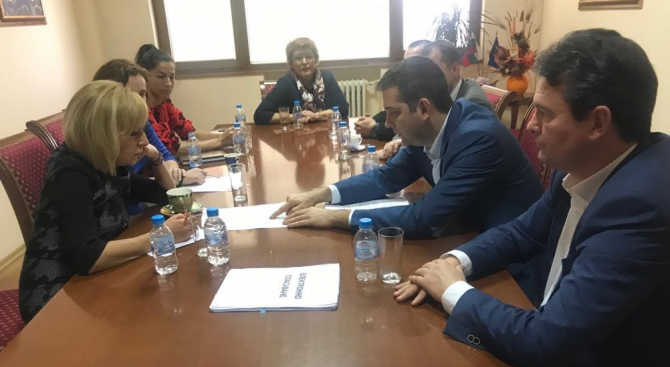Мая Манолова призова депутатите да не допускат рецидив при нарушаването на изборни права 