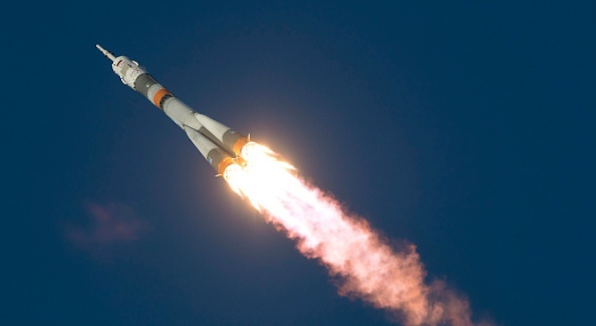 SpaceX се отказа да обновява ракетата "Фалкон-9"