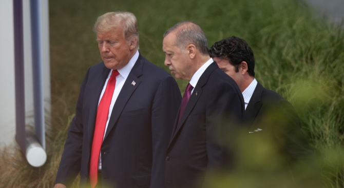 Тръмп и Ердоган обезпокоени от задържането на украинските кораби
