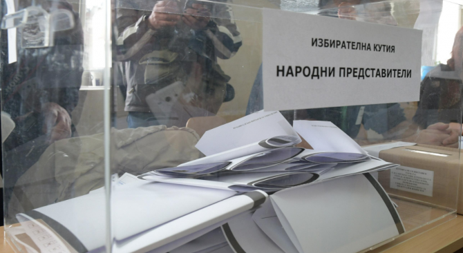 Правната комисия в НС обсъжда промените в Изборния кодекс