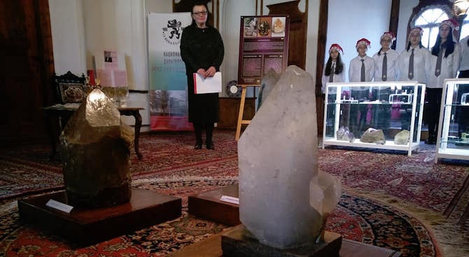 Изложбата "Съкровищата на Земята" гостува в "Сарафската къща" в Самоков