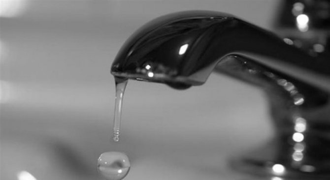 Спират временно водата в части от София утре 