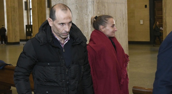 Не дадоха старт на делото на Мартин Петров срещу банка за 4 млн. лева (снимки)