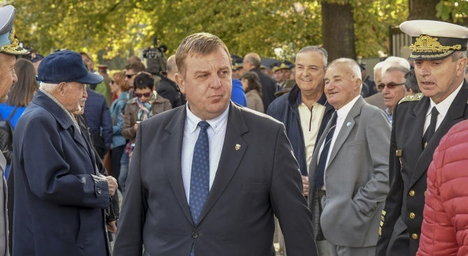 Каракачанов: Македония не изпълнява договора за добросъседство