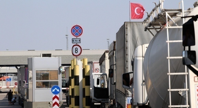 Турция облекчава трафика през "Капитан Андреево"