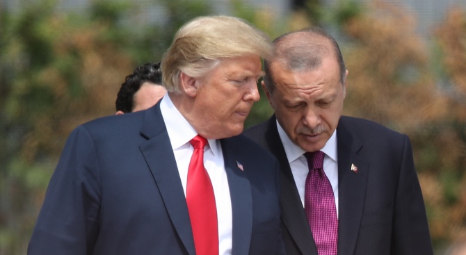  Ердоган и Тръмп ще координират изтеглянето на САЩ от Сирия