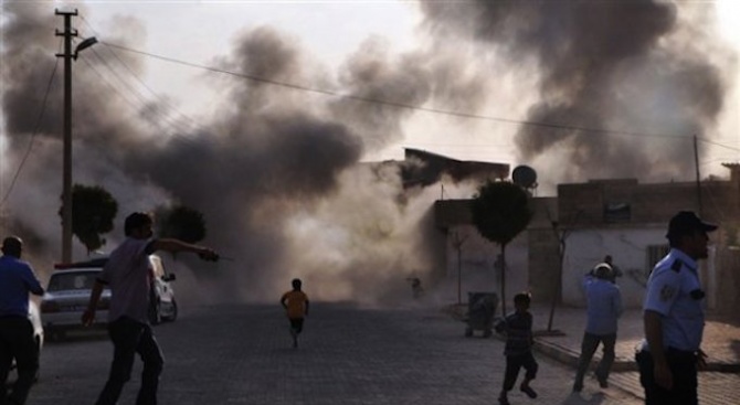 Минометни снаряди са се взривили близо до американското посолство в Багдад