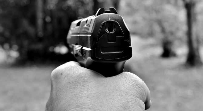 Застреляха полицай при банков обир в Косово