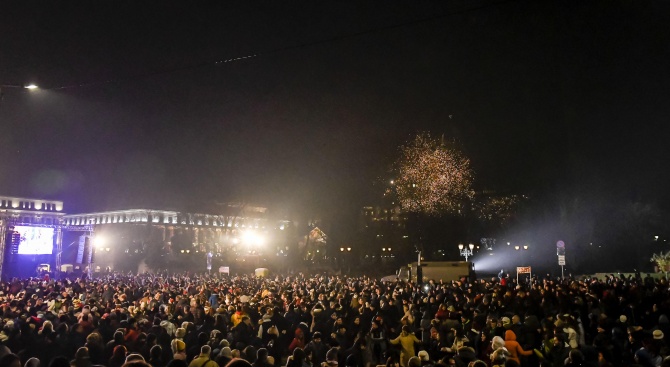 София посреща новата 2019 година със "Сцена под звездите"
