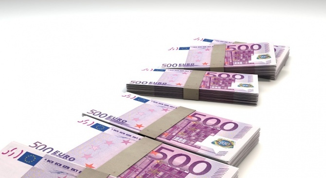 15-годишен румънец спечели 200 000 евро от лотария в Испания 