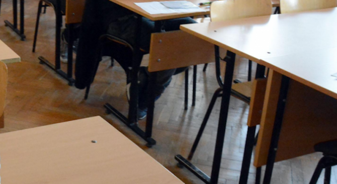 Учениците в Пловдив се завърнаха в класните стаи след ваканцията