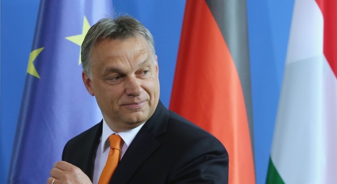 Орбан иска антиимигранстките партии да имат мнозинство в Европарламента след изборите