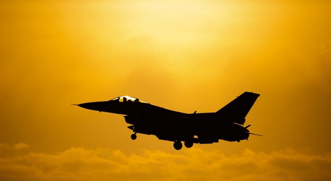 Посолството на САЩ приветства решението на НС за F-16