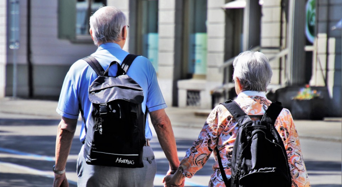 Проектът на Стратегията за активен живот на възрастните хора е публикуван за обществено обсъждане