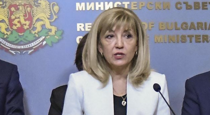 Петя Аврамова: Новият шеф на АПИ ще се справи с предизвикателството
