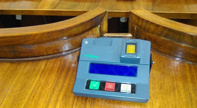 Депутатите гласуват промени в Изборния кодекс