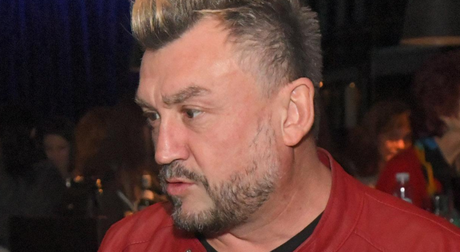 Любо Киров учи гимназисти на авторско право