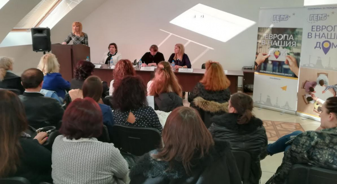 Галя Захариева: Правителството е инвестирало 13 млн. лв. в училища и детски градини в София област