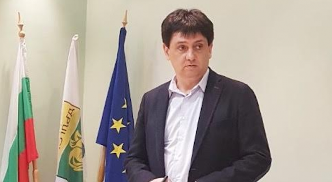 Кметът Георги Георгиев: Чрез европроекти инвестираме в инфраструктурата на Дългопол