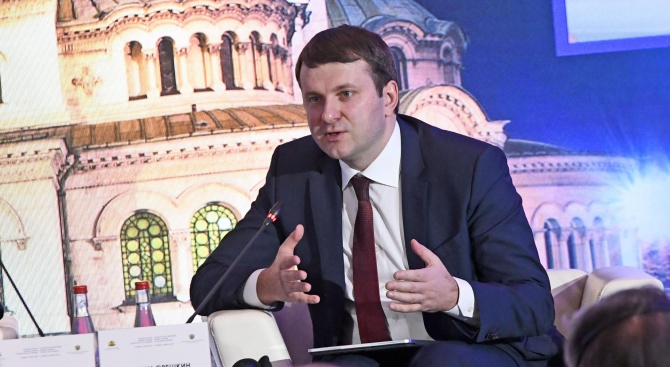 Шеф на руския парламент натири министър, не работил по указите на Владимир Путин