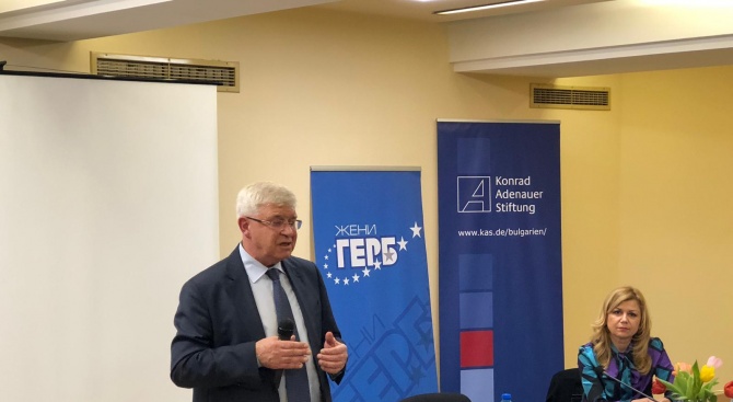 Кирил Ананиев: С екипа ми намалихме дълговете на болниците с 27%