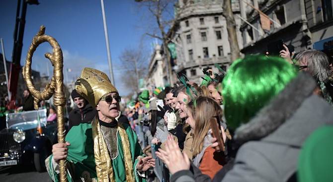 Пищен парад в Ню Йорк за Деня на Свети Патрик 
