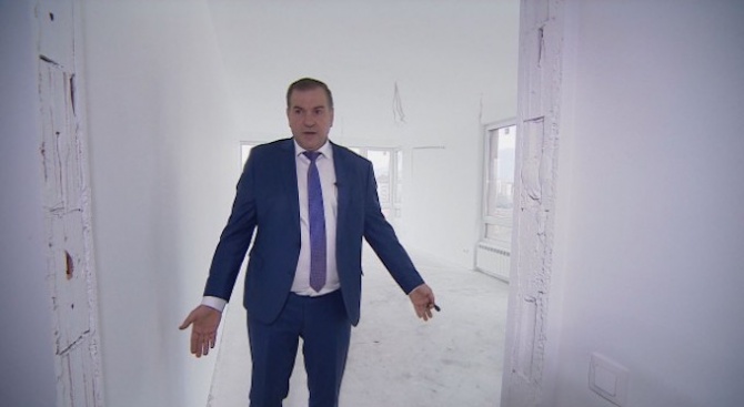 Зам.-министърът на енергетиката показа апартамента, заради който хвърли оставка