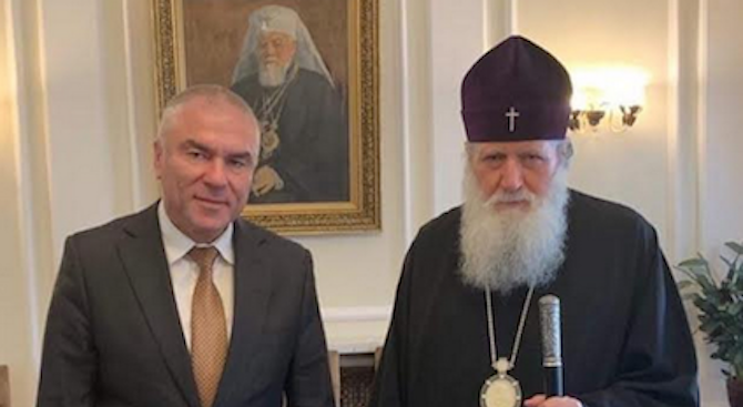 Веселин Марешки получи благословия от патриарх Неофит