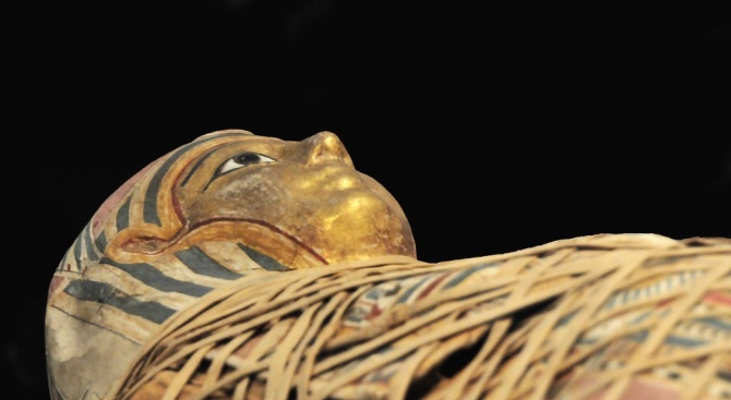 Древноегипетски саркофаг ще бъде отворен в директно предаване по телевизията 