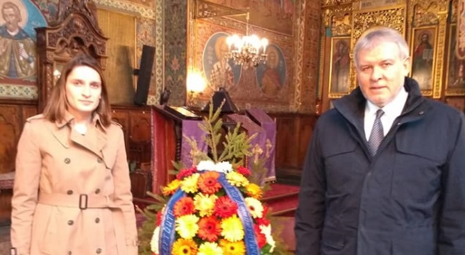 Румен Христов почете паметта на загиналите в  кървавия атентат в храма "Света Неделя" през 1925 година