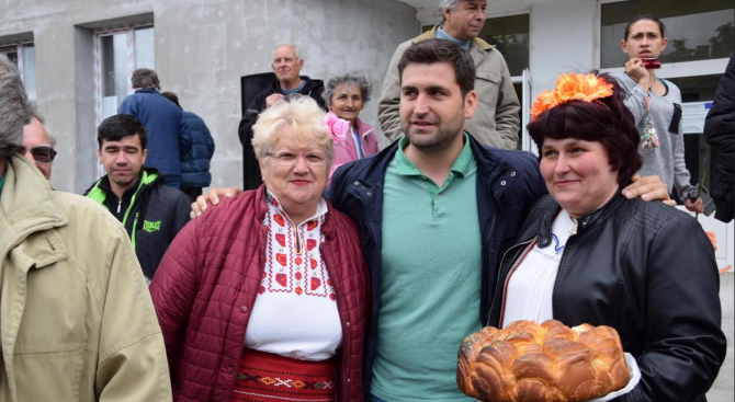 Кандидатът за евродепутат Андрей Новаков посети общините Ружинци и Бойница
