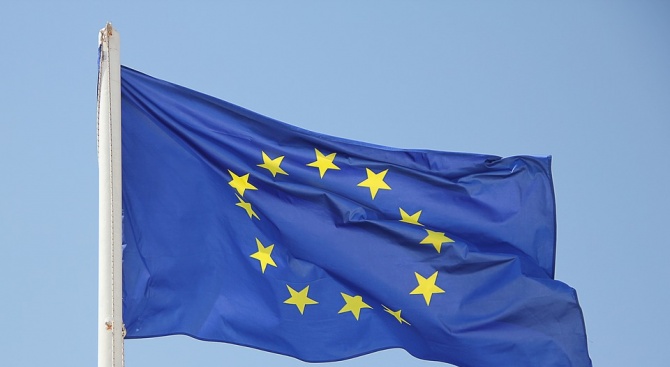 Знамето на ЕС ще бъде издигнато пред президентската институция на 9-ти май