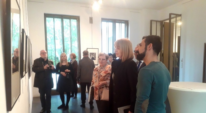 Йорданка Фандъкова откри изложбата "В сърцето на София" във Виена