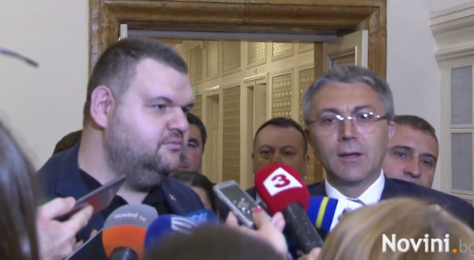 Делян Пеевски няма да ходи в Брюксел, остава депутат в родния парламент 