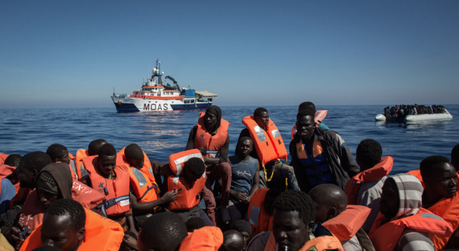Рязко се увеличават пристигащите мигранти на гръцки острови 