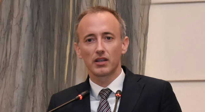 Красимир Вълчев: Учителите трябва да се чувстват по-свободни и креативни