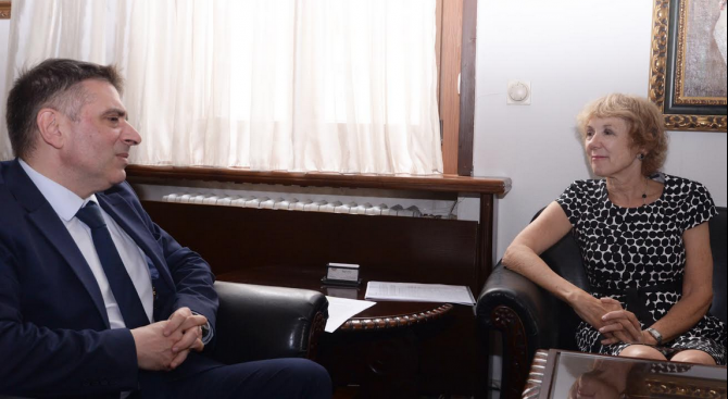 Данаил Кирилов се срещна с посланика на Нидерландия по случая на българско дете с наложена мярка за закрила