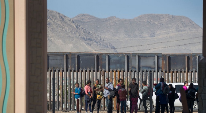 Американските власти планират мащабна операция за депортиране на нелегални мигранти
