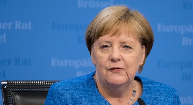 Меркел готова на компромис за председателството на Европейската комисия