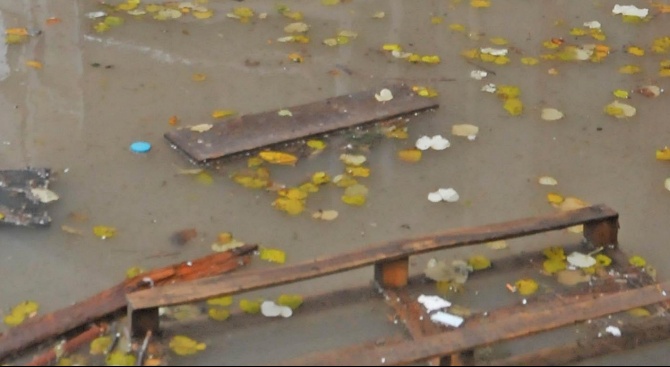 Започва разчистване в Котел след поройния дъжд