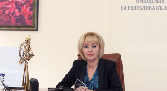 Мая Манолова с 14 спешни мерки до ЦИК и народните представители за машинното гласуване 