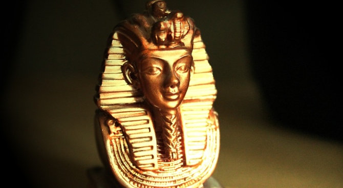 Бюстът на Тутанкамон беше продаден за 6 милиона долара 