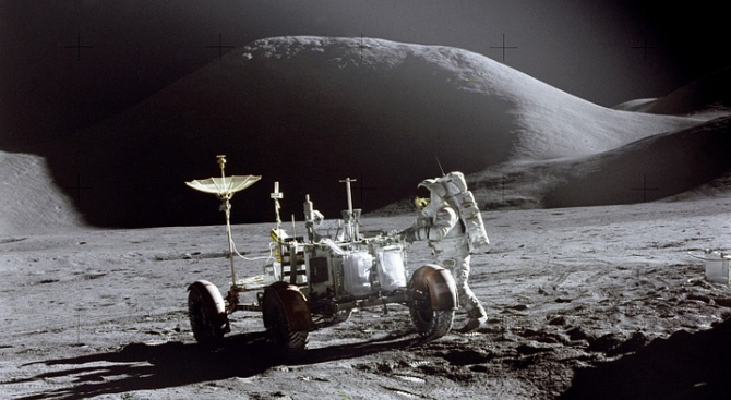 Стотици „археологически“ находки на Луната трябва да се защитят 