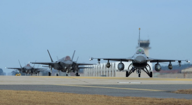 МС ще предложи на НС да ратифицира споразумението за F-16 