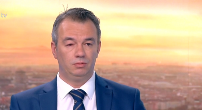 Работодателят на хакера, обвинен, че е ударил НАП: Той не би оставил такива явни следи